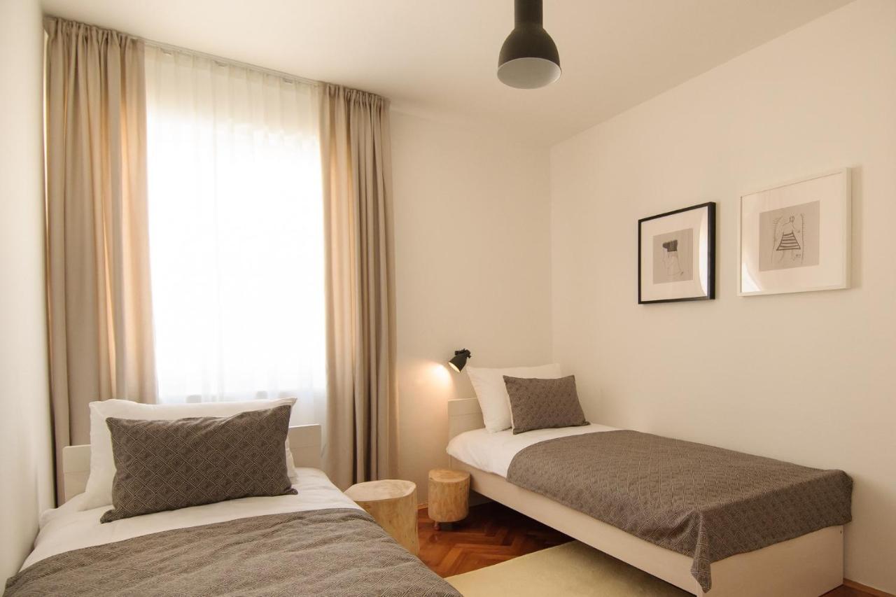 Julie City Centre Porec Apartment Exterior foto
